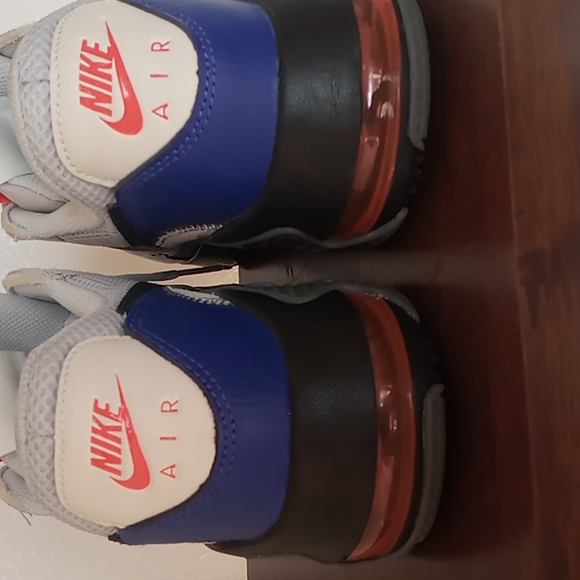 Nike Air Max - Picture 4 of 5